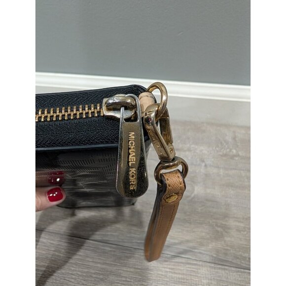 Michael Kors Wallet Classic Monogram Zip Around Black Patent Leather Wristlet - Picture 5 of 16